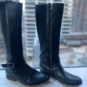 Frye black boot